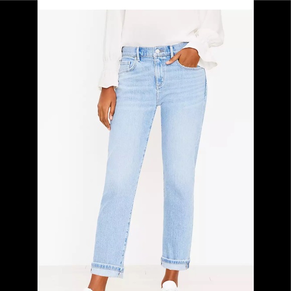 Loft Super Soft Girlfriend Jean Light Wash Current Style Size 0 / 25 Sold Out 🌺 - Picture 2 of 7